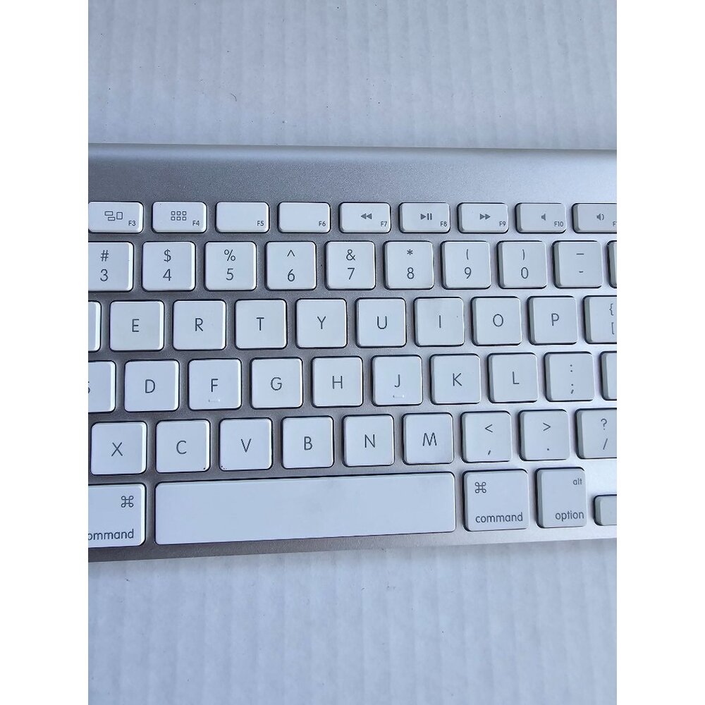 Apple Mac Key Board Keyboard Model A1314 - image 3